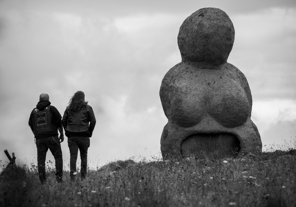 Vénus_Alexandre_Drabzak_NetB_festivaliers_Photo_Robin_Levet